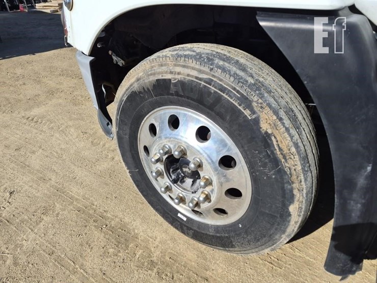 2014-mack-pinnacle-cxu613-image-14