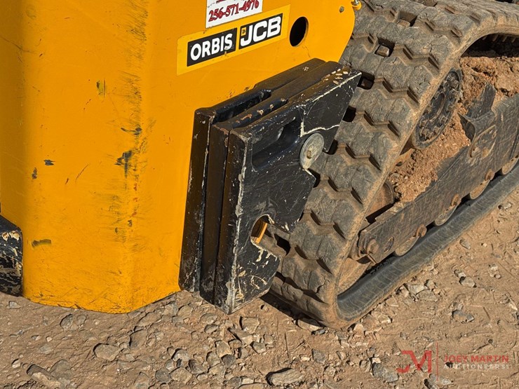 2023-jcb-2ts-7t-image-12