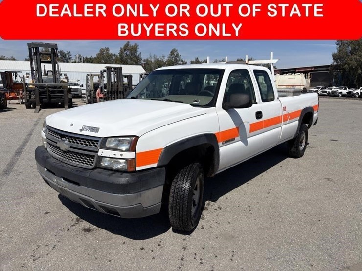 2005-chevrolet-2500-image-1