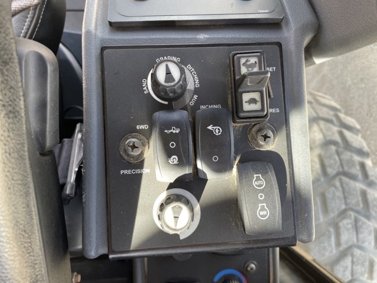 2012-deere-872g-image-34