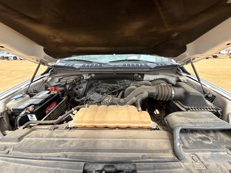 2015-ford-f150-xl-image-14