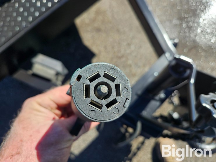 massey-ferguson-730-image-13