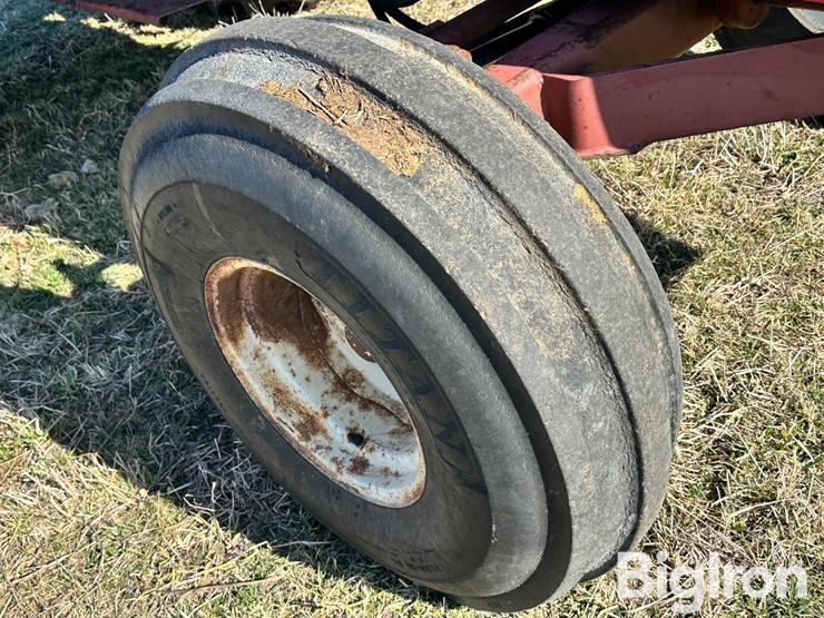 1975-allis-chalmers-7060-image-18