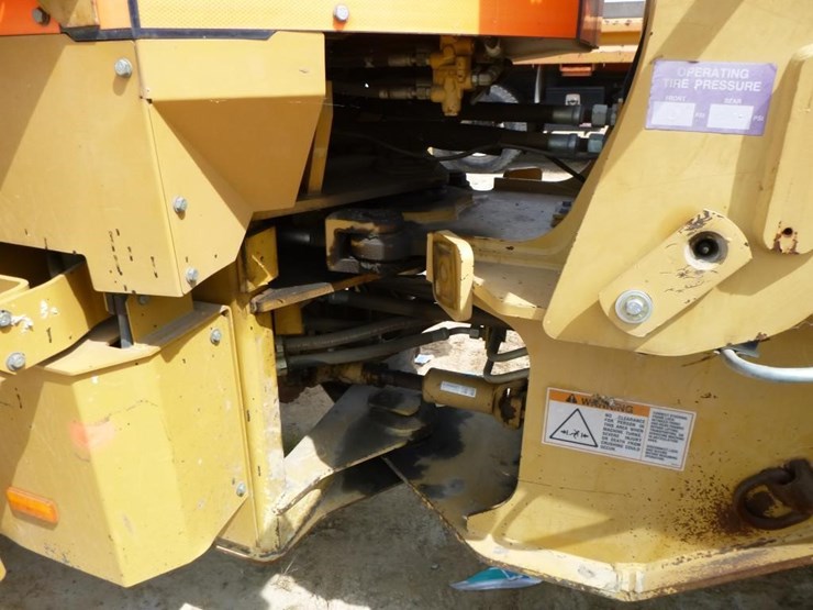 2004-caterpillar-924gz-image-26