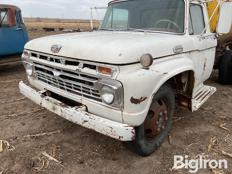1966-ford-f600-image-11