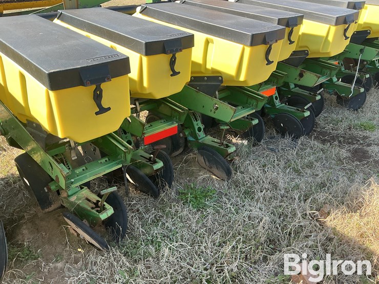 john-deere-1730-image-11