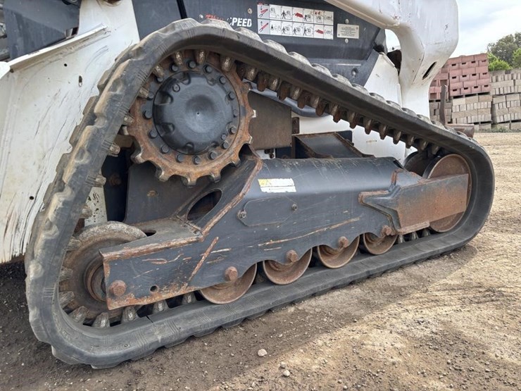 2021-bobcat-t66-image-16