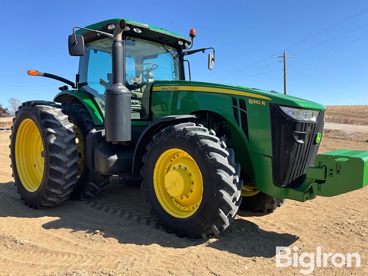 2013-john-deere-8310r-image-3