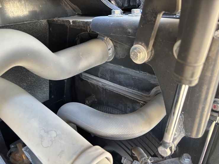 2020-takeuchi-tb230-image-56