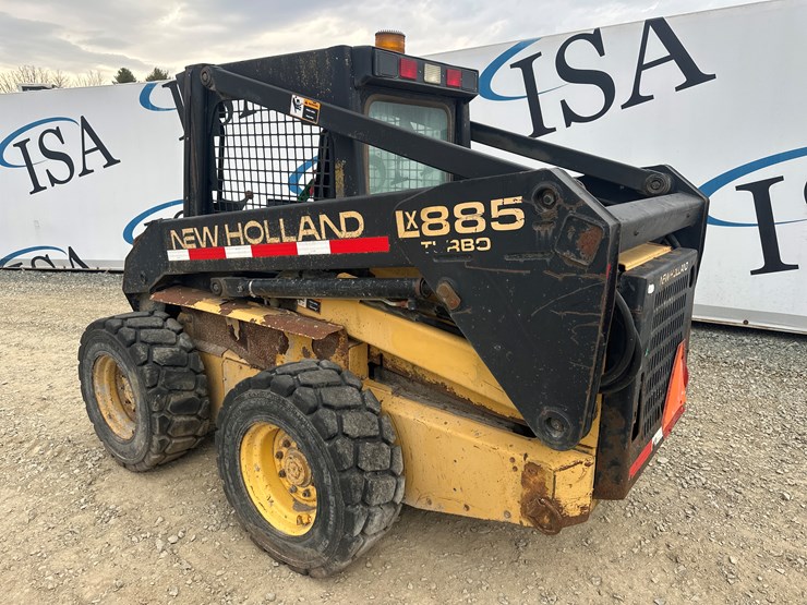 new-holland-lx885-image-3