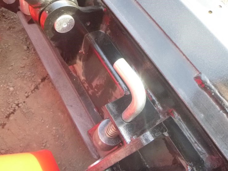 2026-sdlool-323w-skid-steer-loader-image-9