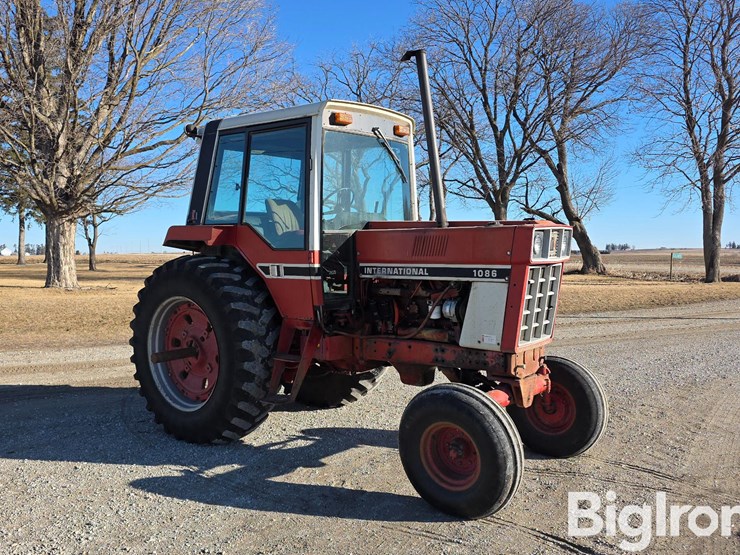 international-1086-image-3