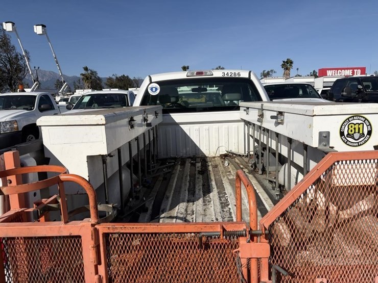 2013-ford-f150-image-24