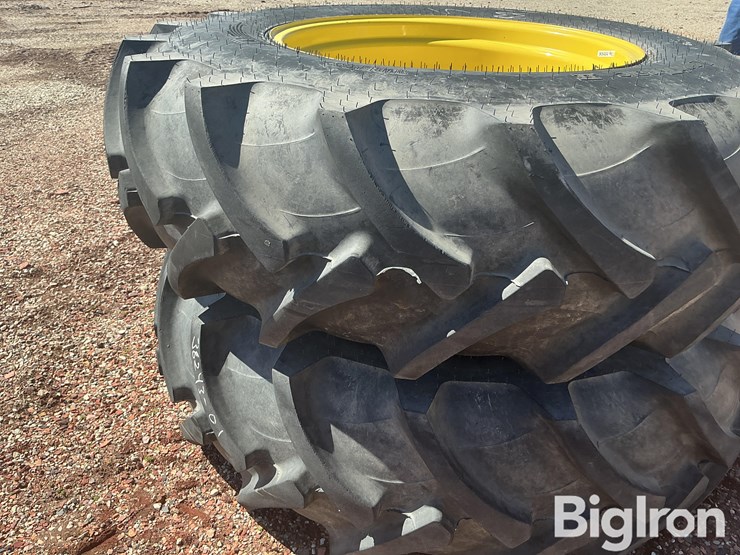 john-deere-28-image-10