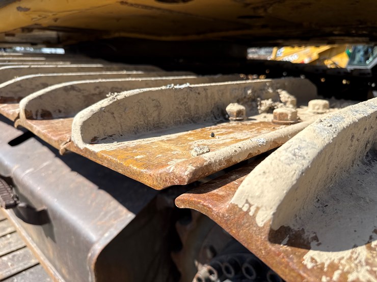 2011-caterpillar-336e-image-79