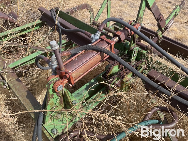 john-deere-30-image-12