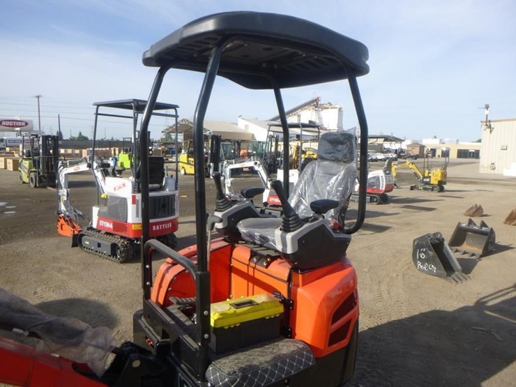 2026-tpm-18hs-hydraulic-excavator-image-19