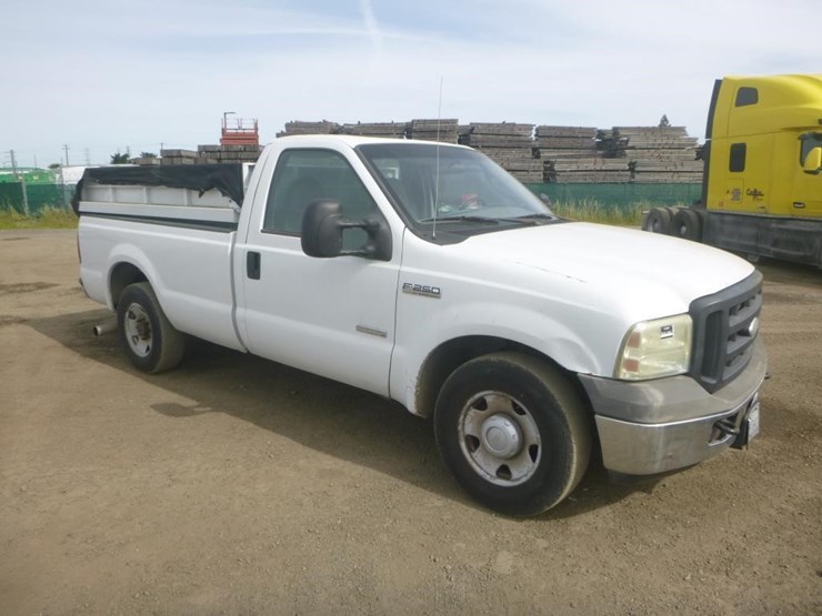 2006-ford-f250-image-2