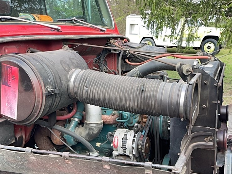 international-s1900-image-16