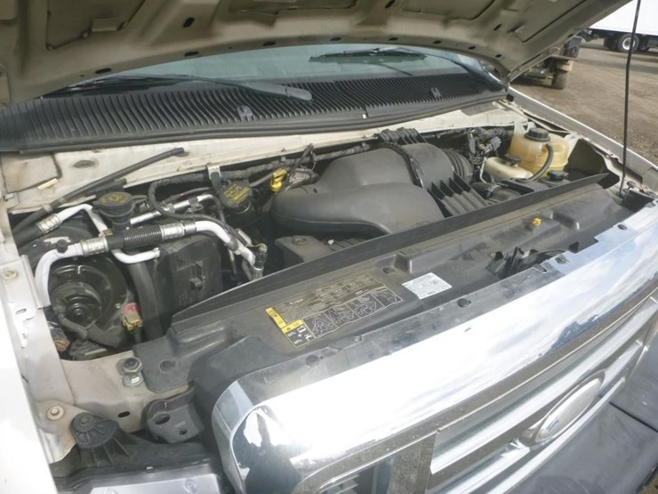 2014-ford-e450-image-11