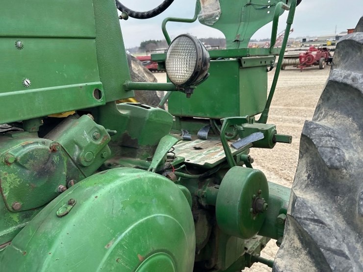 john-deere-60-image-5