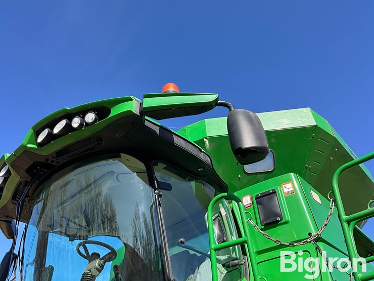 2013-john-deere-s680-image-14