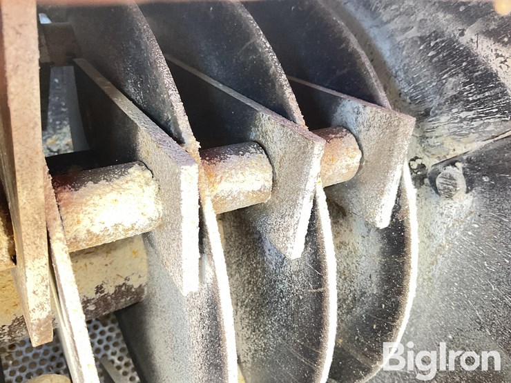 international-1150-image-15