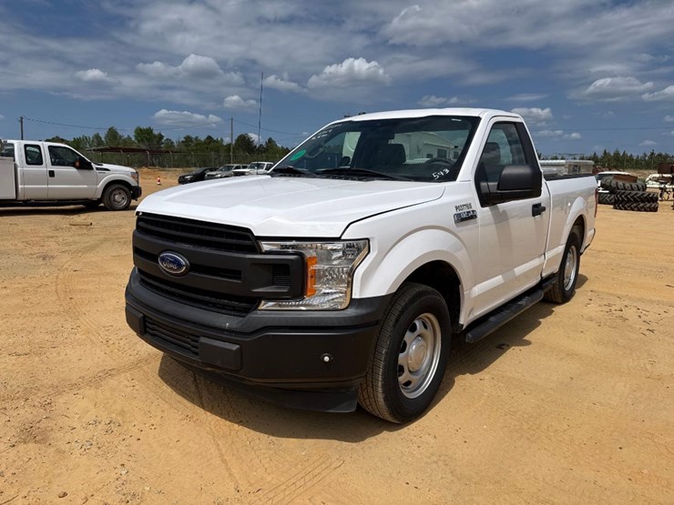 2019-ford-f150-xl-image-2