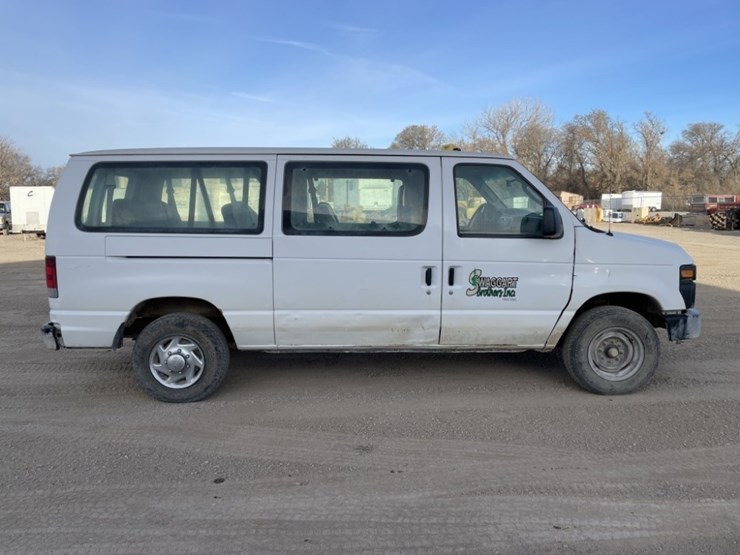 2010-ford-e350-xl-sd-image-6