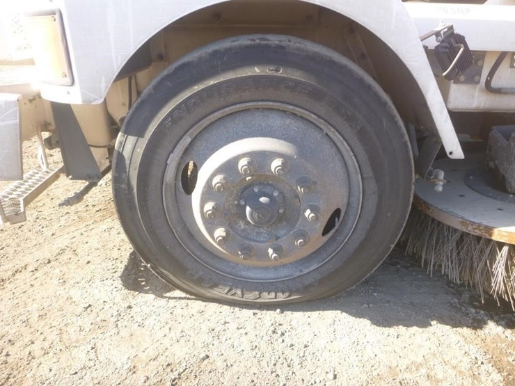 2014-global-m4-sweeper-image-15