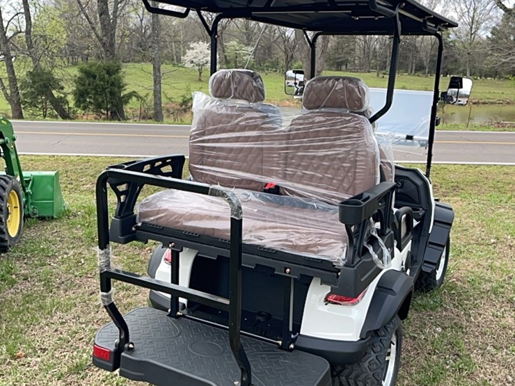 brandnew-4-seat-electric-golf-cart-image-6