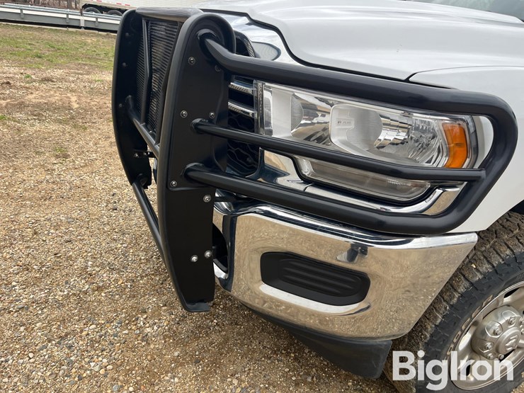 2021-ram-2500-hd-image-17