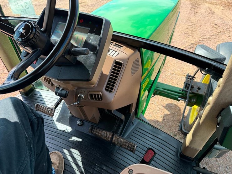 john-deere-7200-image-52