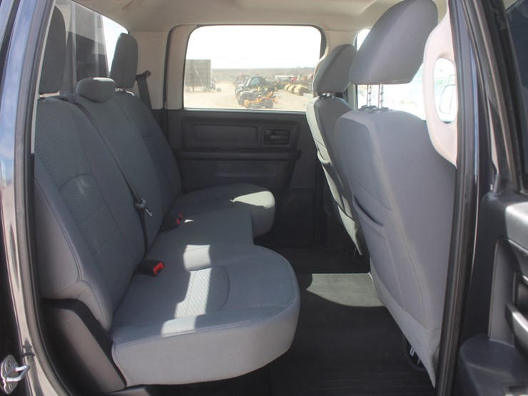 2015-dodge-3500-image-62