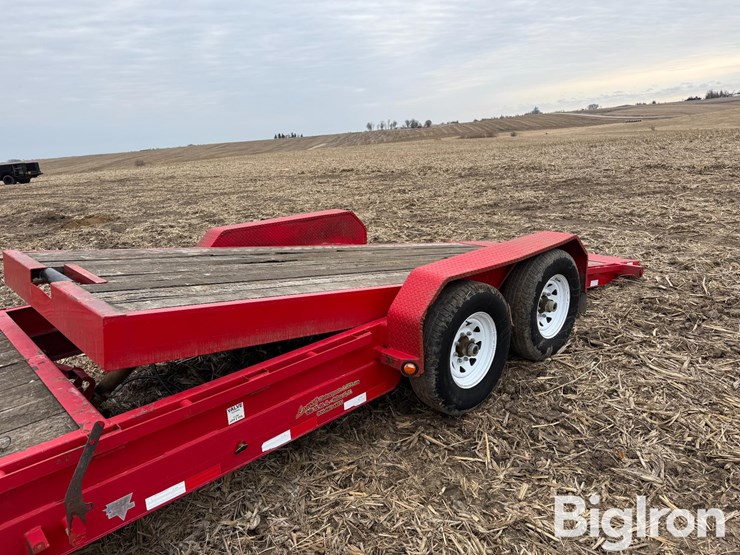 2015-pj-trailer-mfg-co-22'-tilt-deck-trailer-image-17