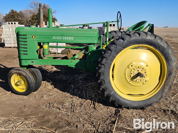 john-deere-b-image-8