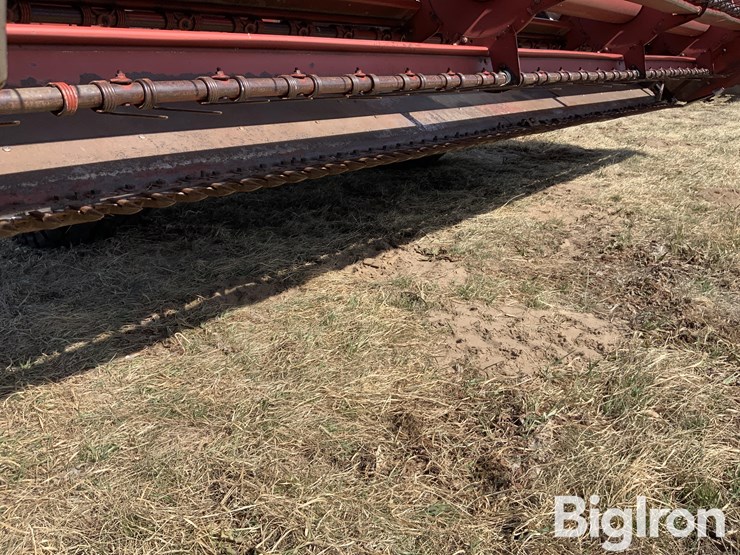 hesston-6550-image-13