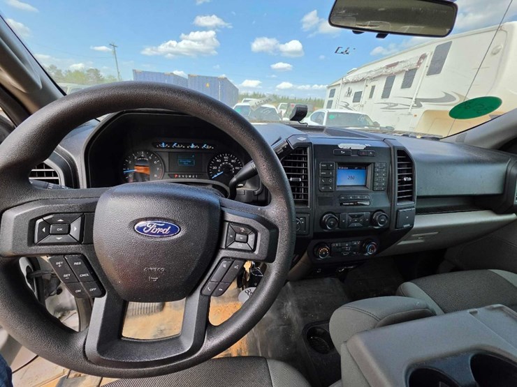 2019-ford-f150-xl-image-10