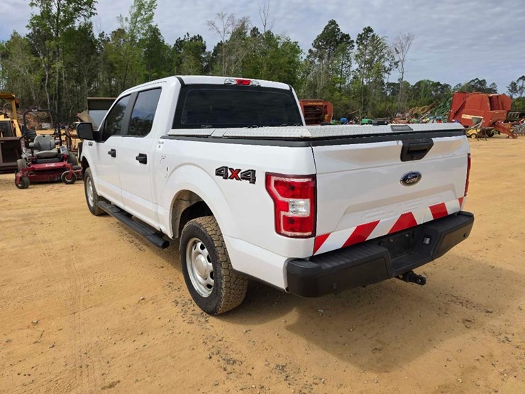2020-ford-f150-xl-image-2
