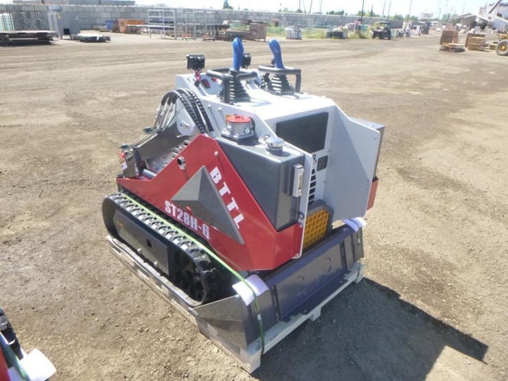 battler-st28h-6-skid-steer-track-loader-image-4