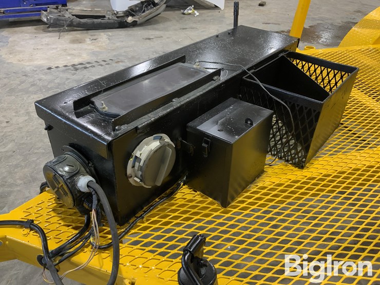 massey-ferguson-730-image-15