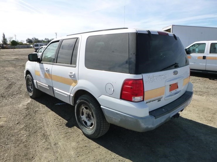 2003-ford-expedition-image-5