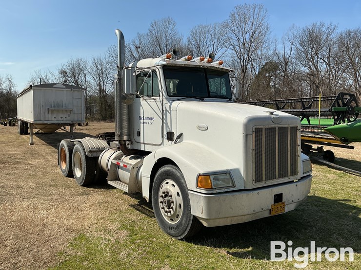 1997-peterbilt-385-image-3