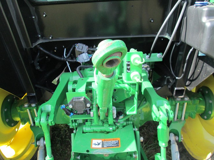 john-deere-5075e-image-8