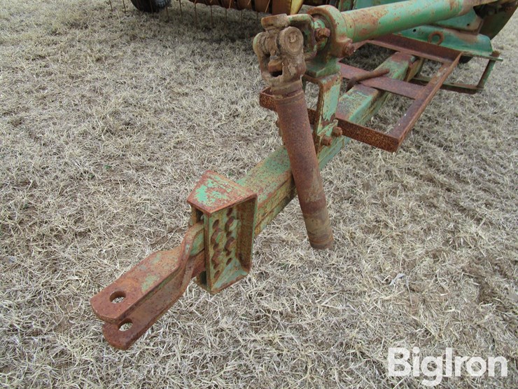 john-deere-224-image-9