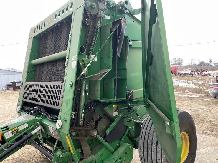 john-deere-560m-image-19
