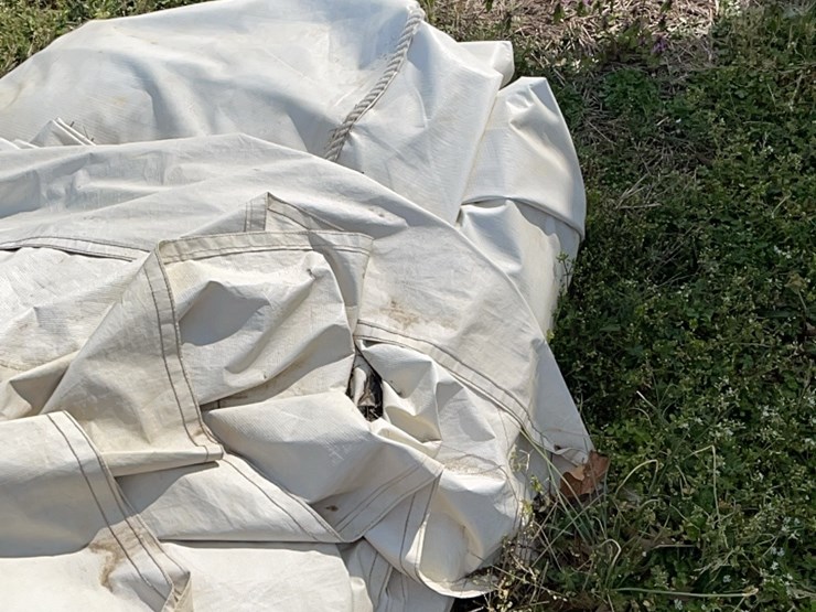 20x40-event-tent-with-poles-image-5