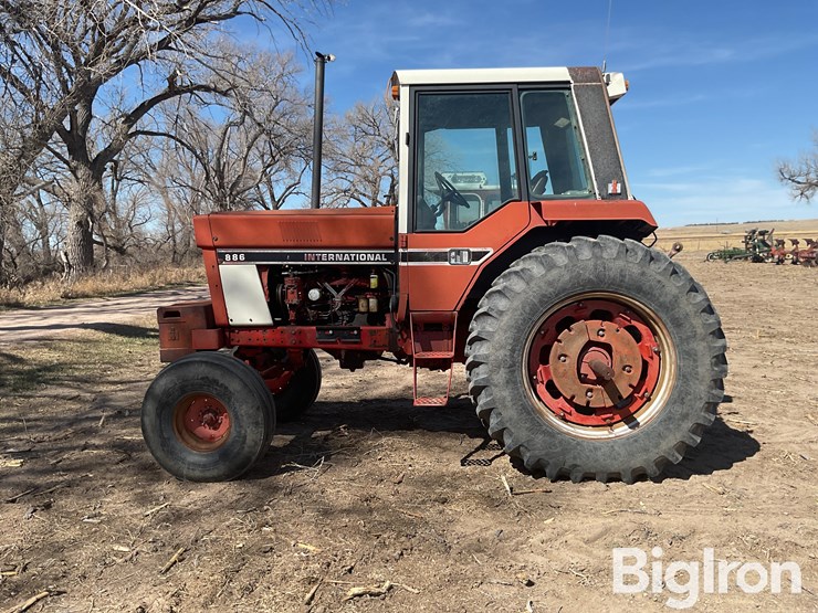 1979-international-886-image-8