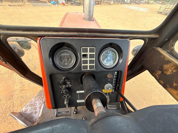 allis-chalmers-7060-image-26