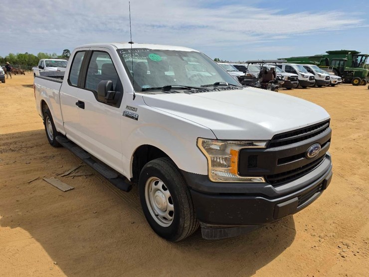 2019-ford-f150-xl-image-4